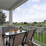 Apartment Elaia 2 *